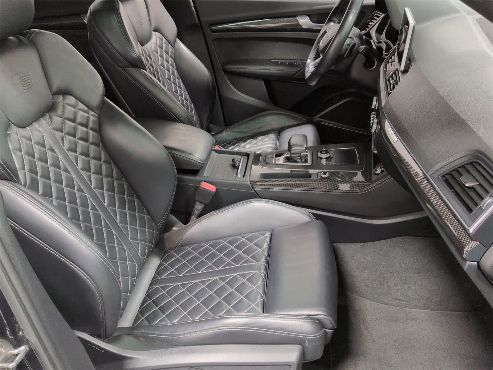 Thumbnail: 2019 Audi SQ5 - 24