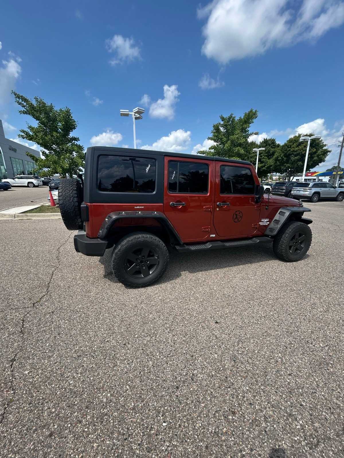 Thumbnail: 2014 Jeep Wrangler - 13