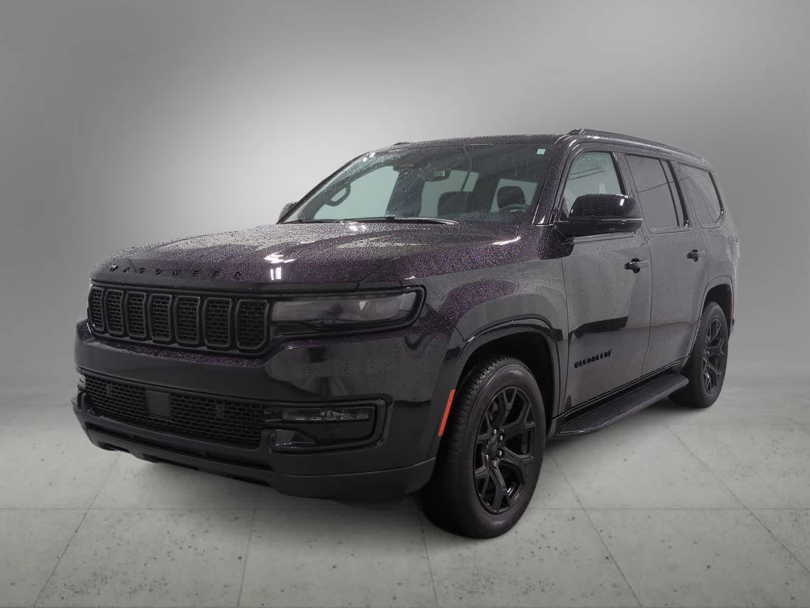 Thumbnail: 2023 Jeep Wagoneer - 4