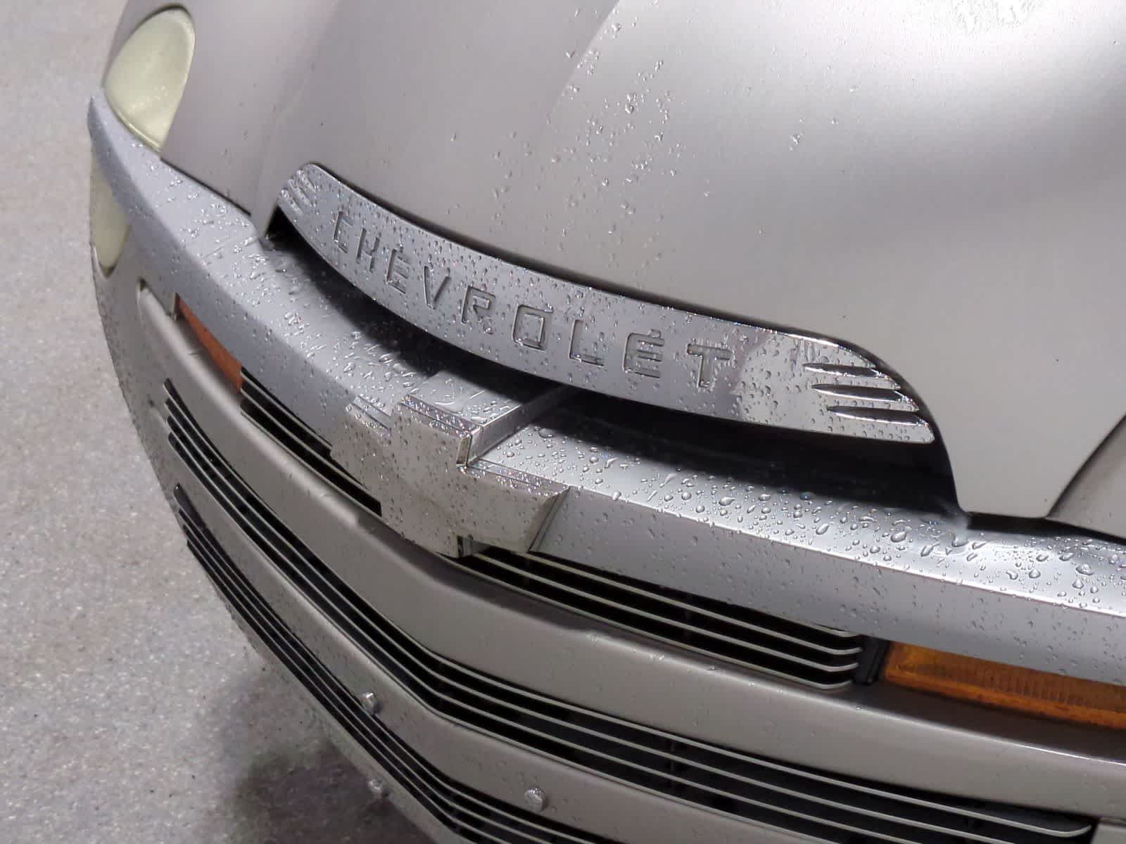 Thumbnail: 2005 Chevrolet SSR - 13