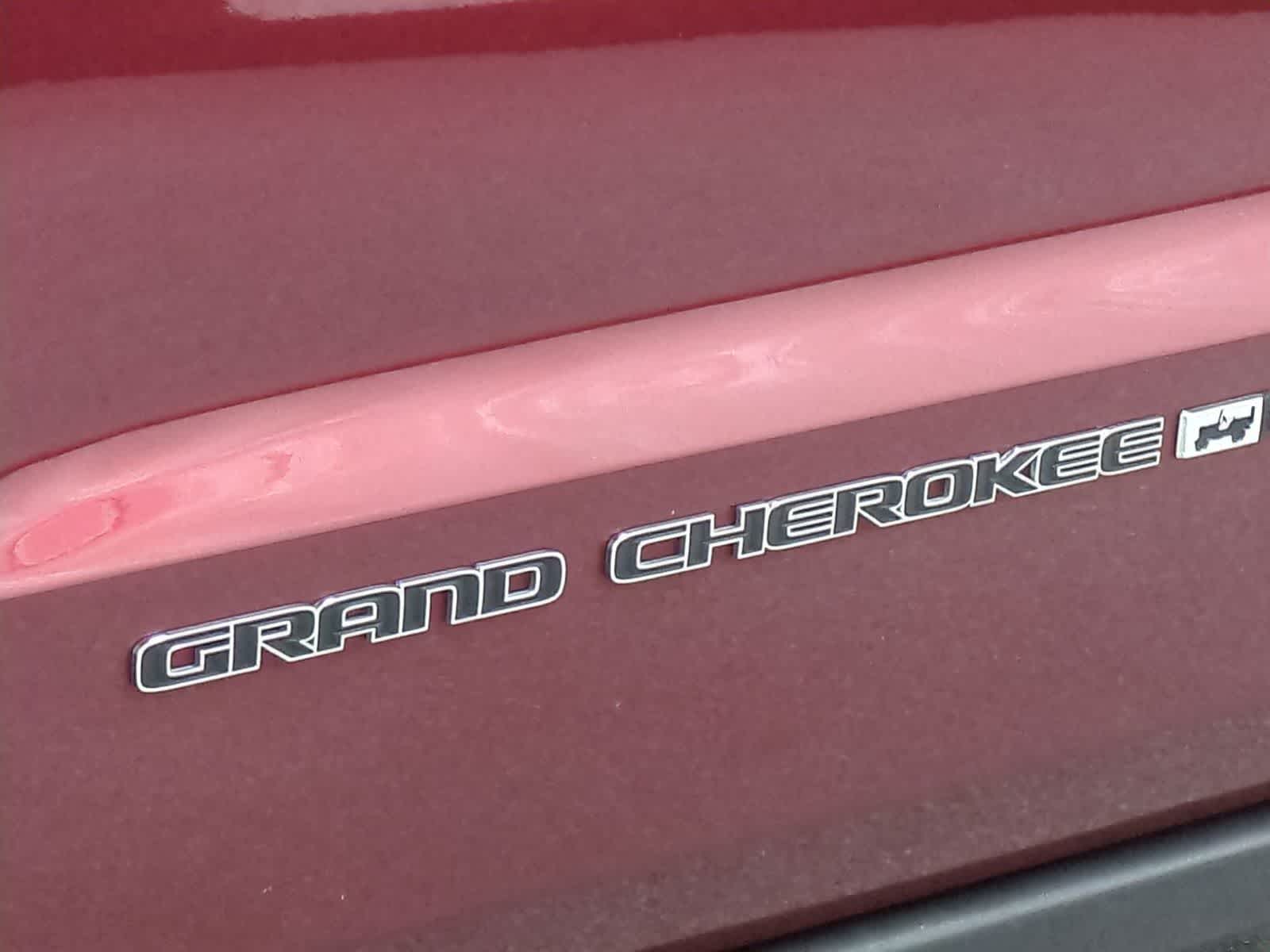 Thumbnail: 2022 Jeep Grand Cherokee - 13