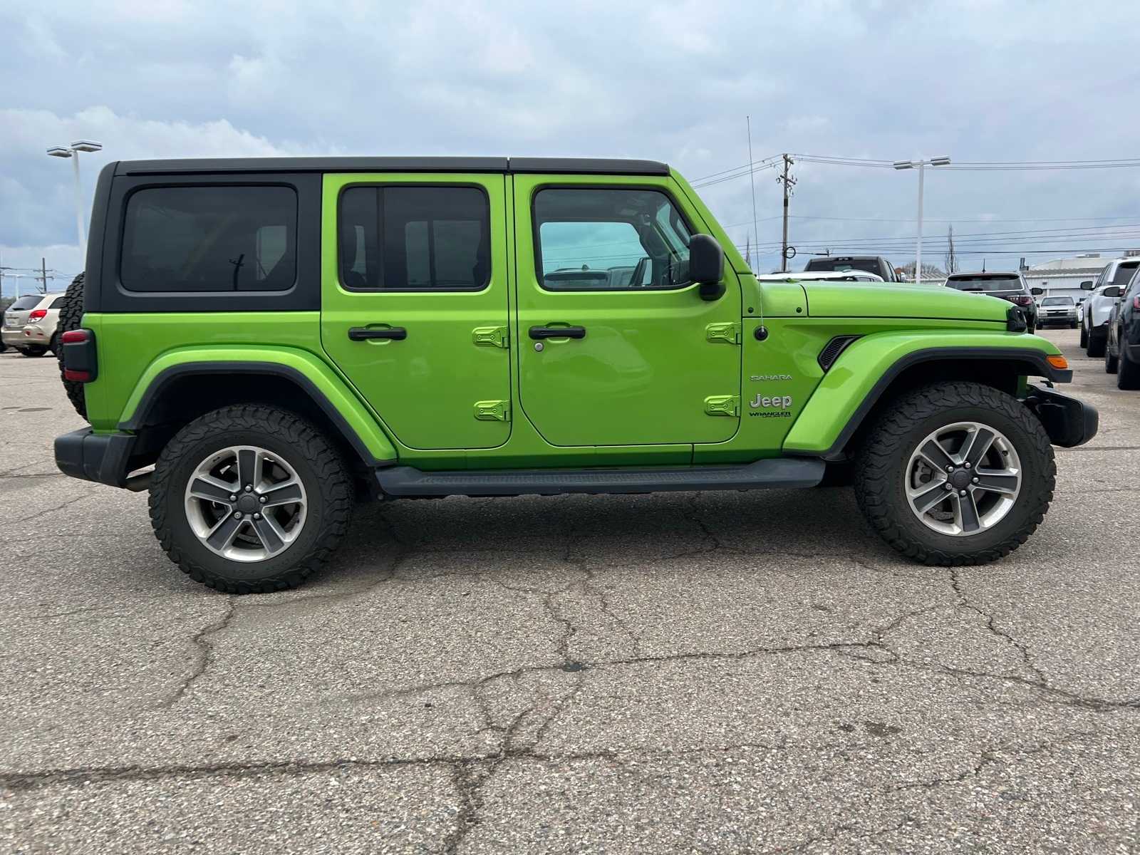 Thumbnail: 2018 Jeep Wrangler - 10