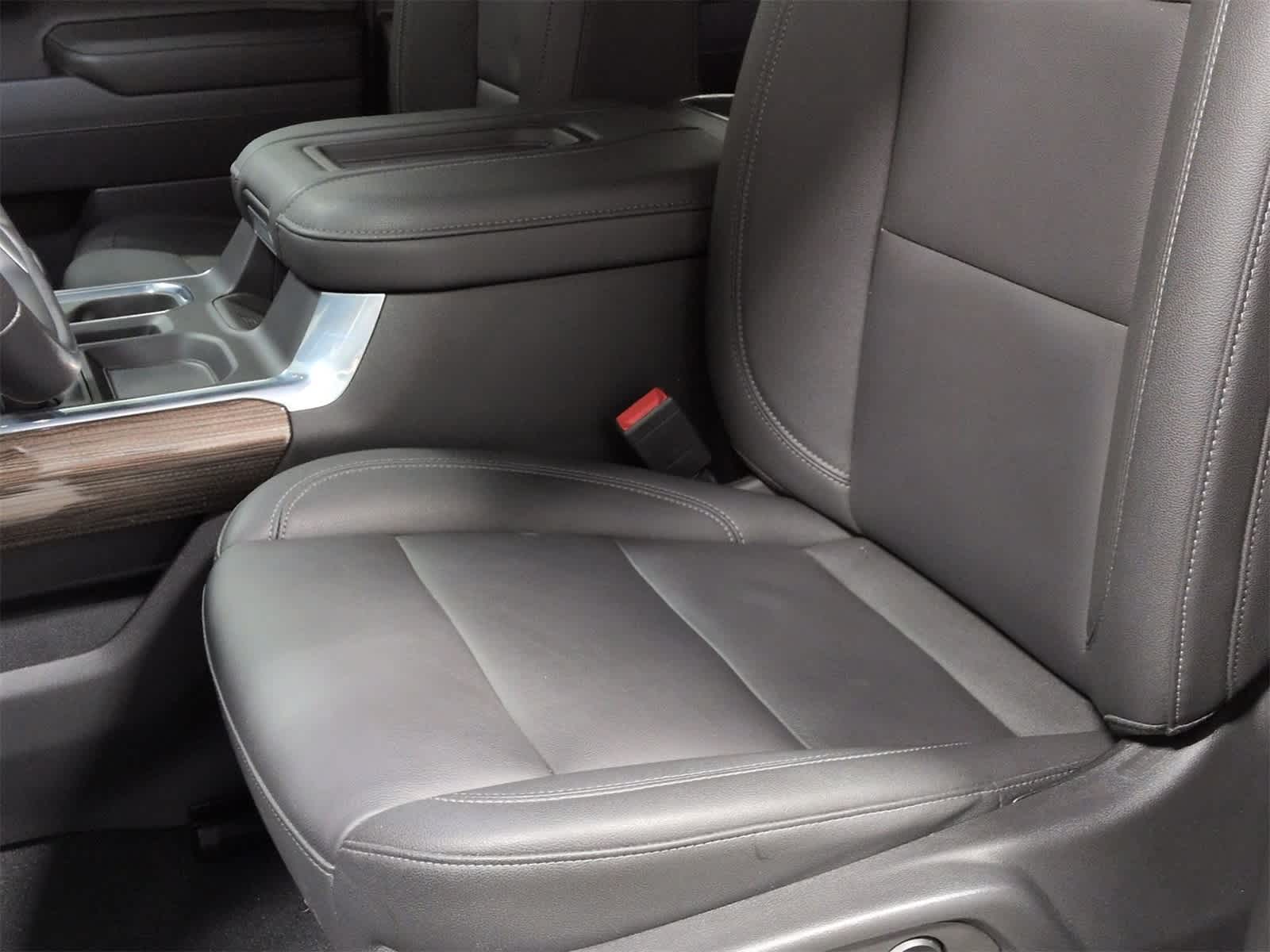 Thumbnail: 2022 Chevrolet Silverado 1500 - 17