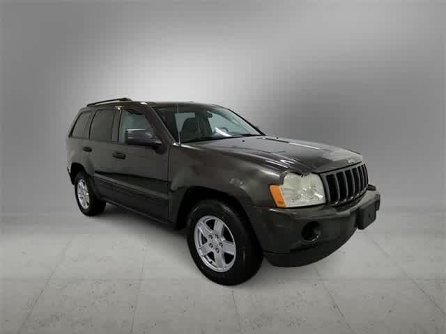 Used 2006 Jeep Grand Cherokee Laredo with VIN 1J4GR48K66C290537 for sale in Farmington, MI