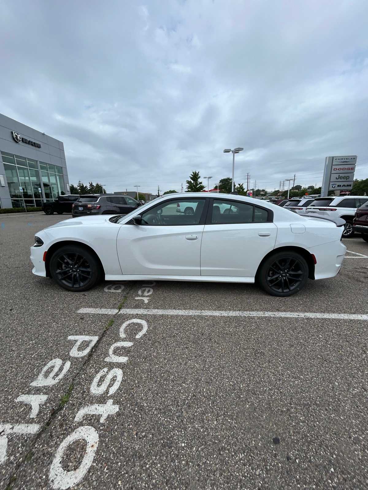Thumbnail: 2021 Dodge Charger - 30