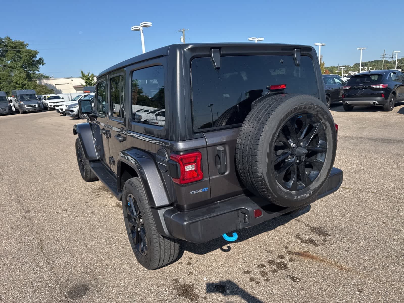 Thumbnail: 2022 Jeep Wrangler - 18