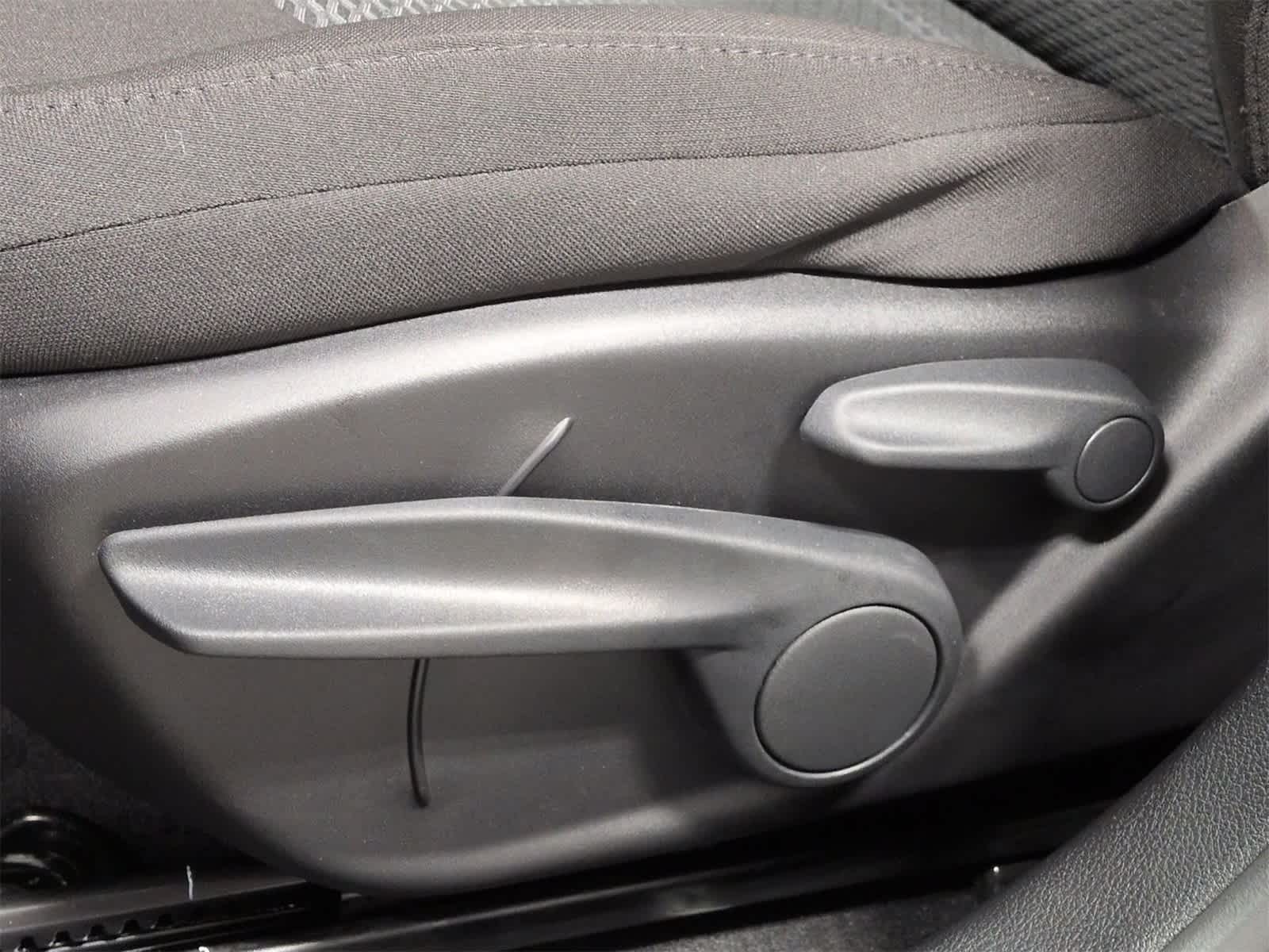 Thumbnail: 2025 Jeep Compass - 18