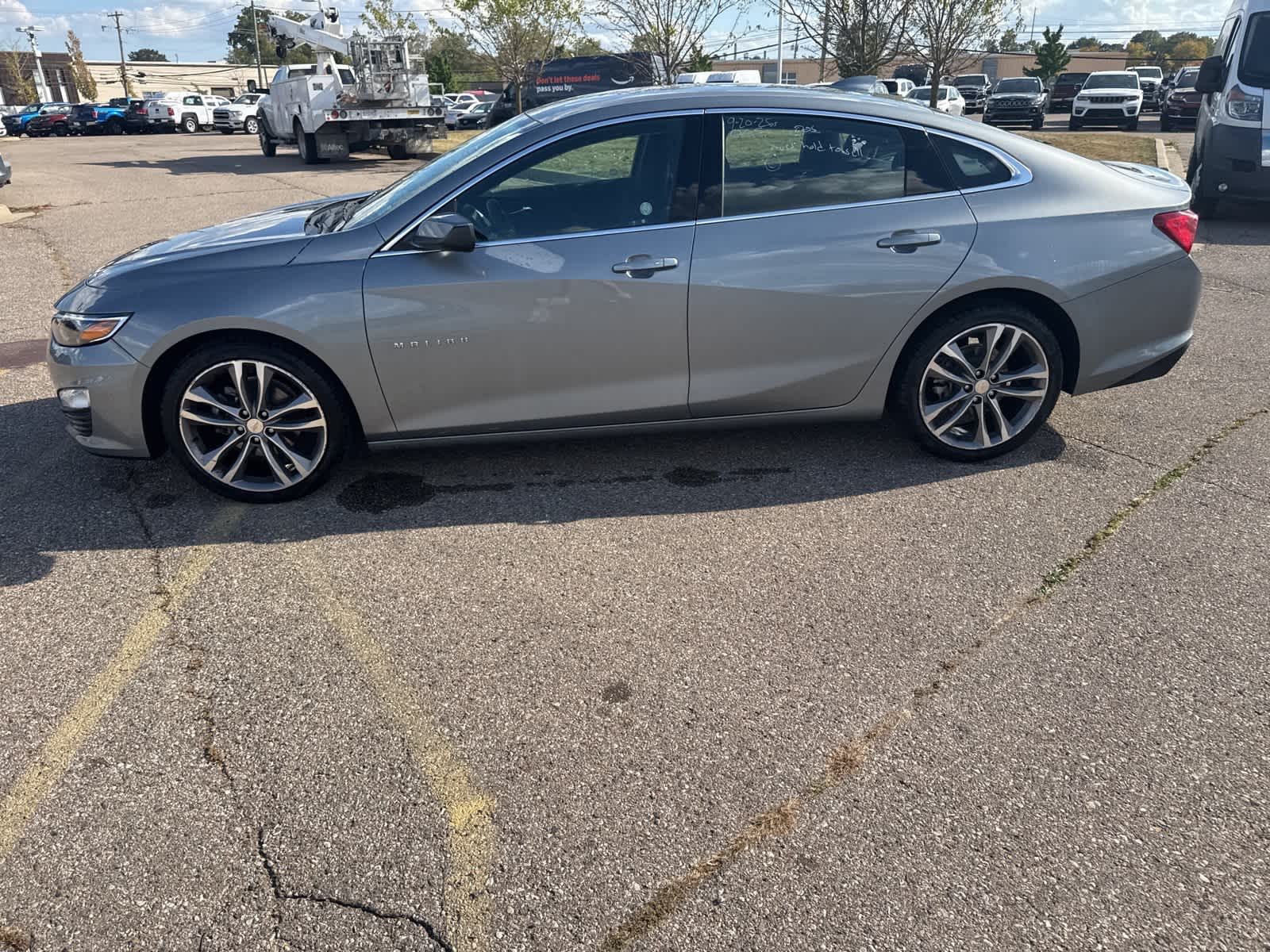 Thumbnail: 2023 Chevrolet Malibu - 23