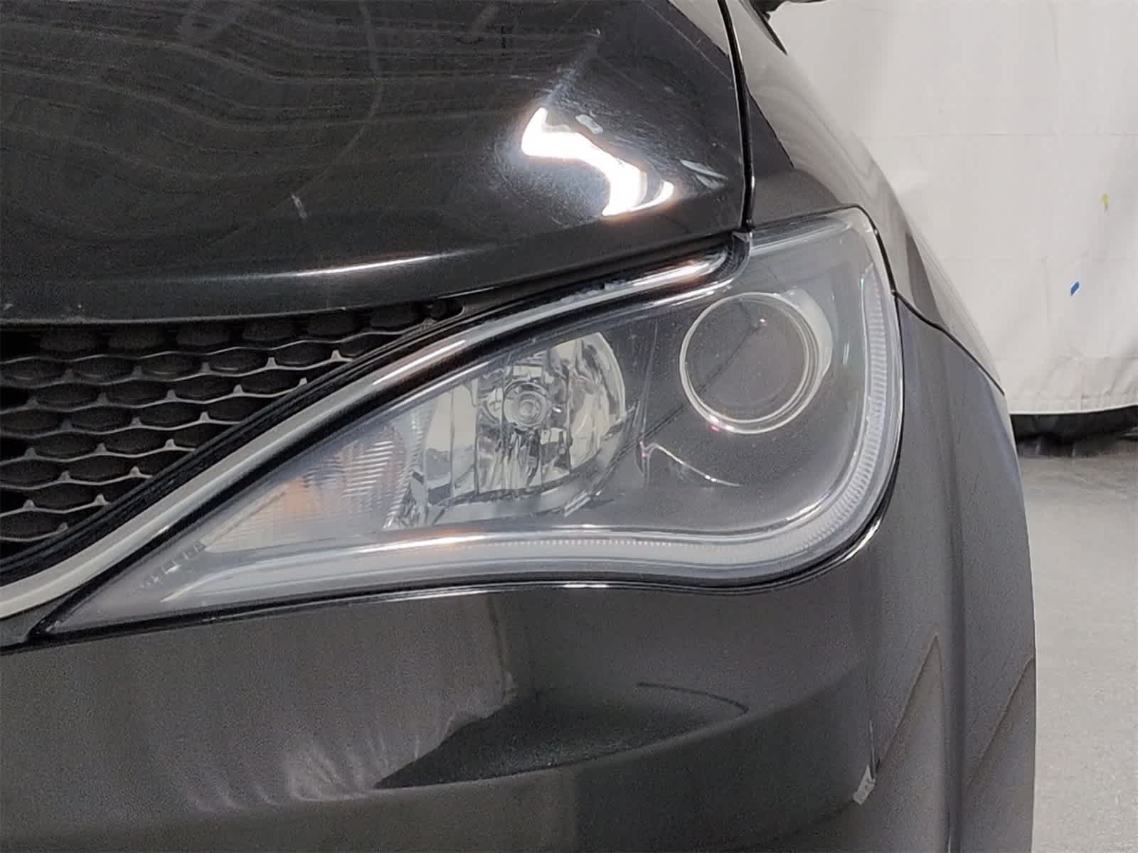 Thumbnail: 2017 Chrysler Pacifica - 12