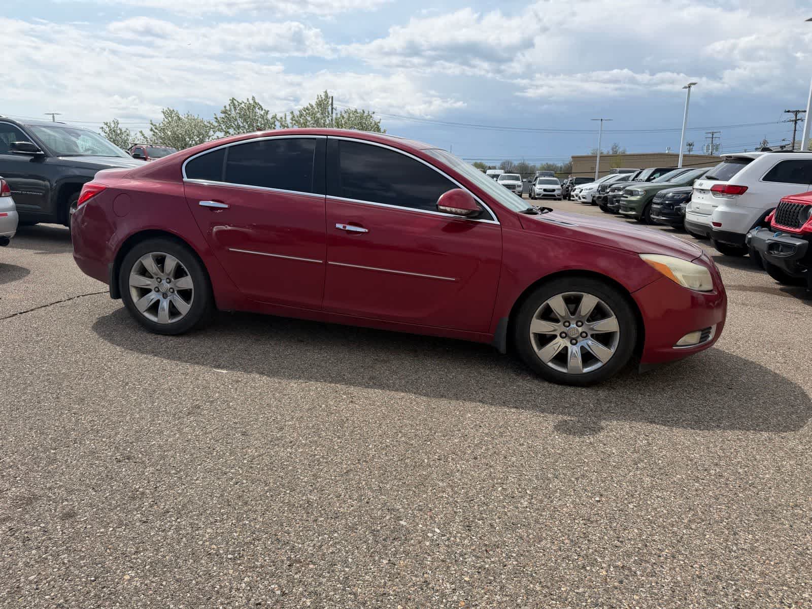 Thumbnail: 2012 Buick Regal - 9