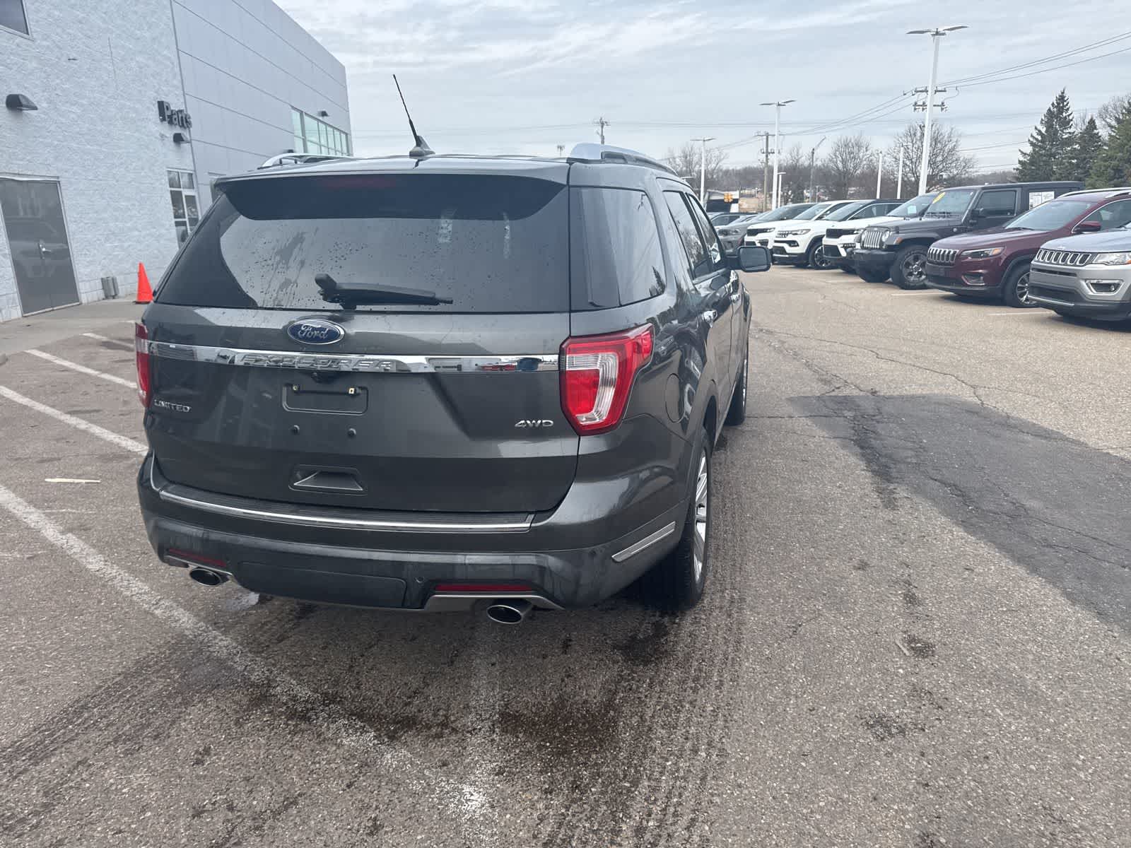 Thumbnail: 2019 Ford Explorer - 16