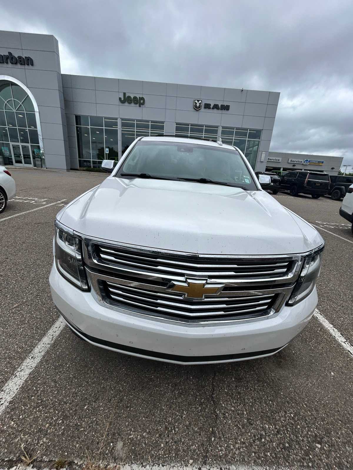 Thumbnail: 2018 Chevrolet Tahoe - 3