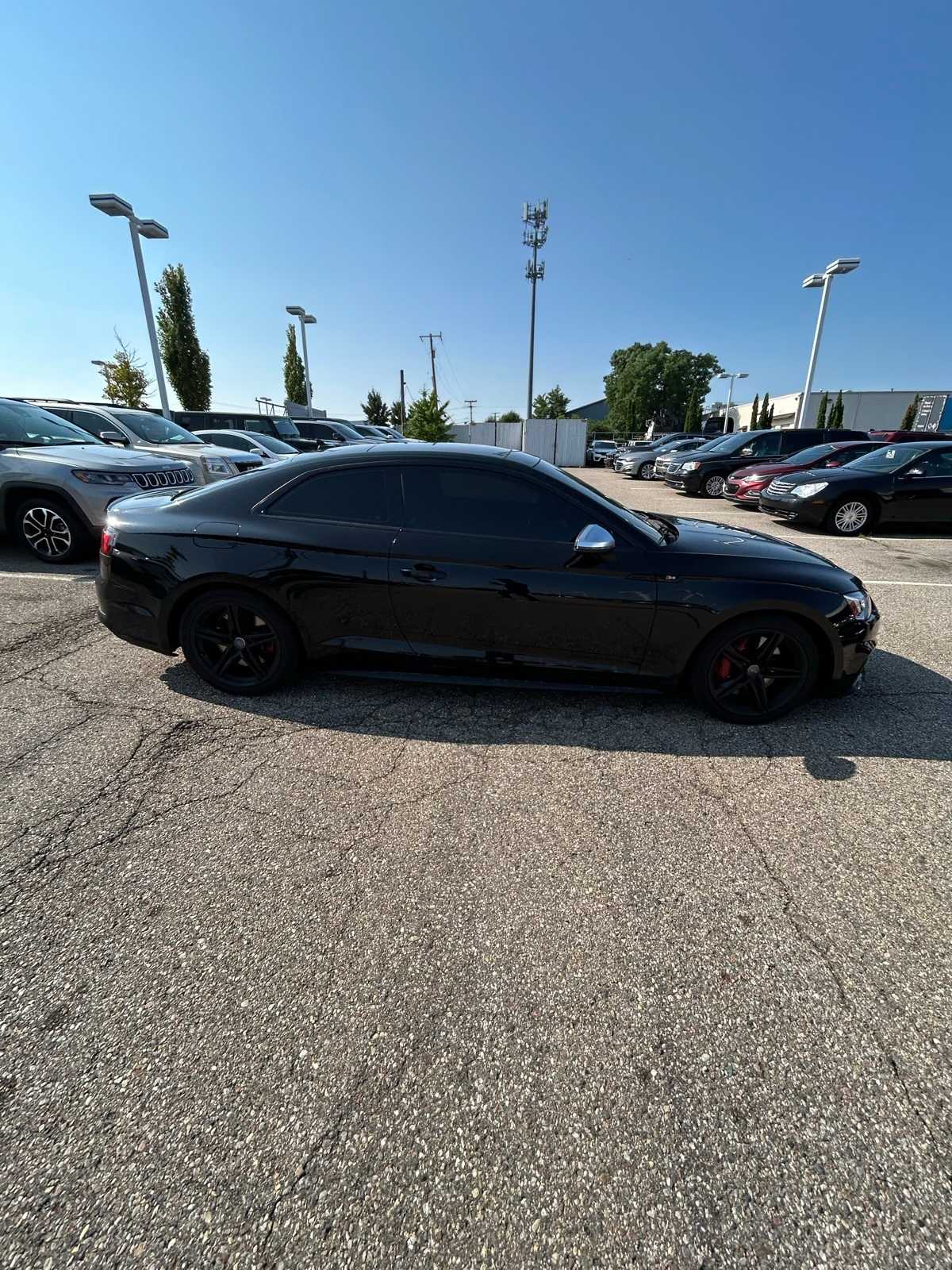 Thumbnail: 2019 Audi S5 - 10