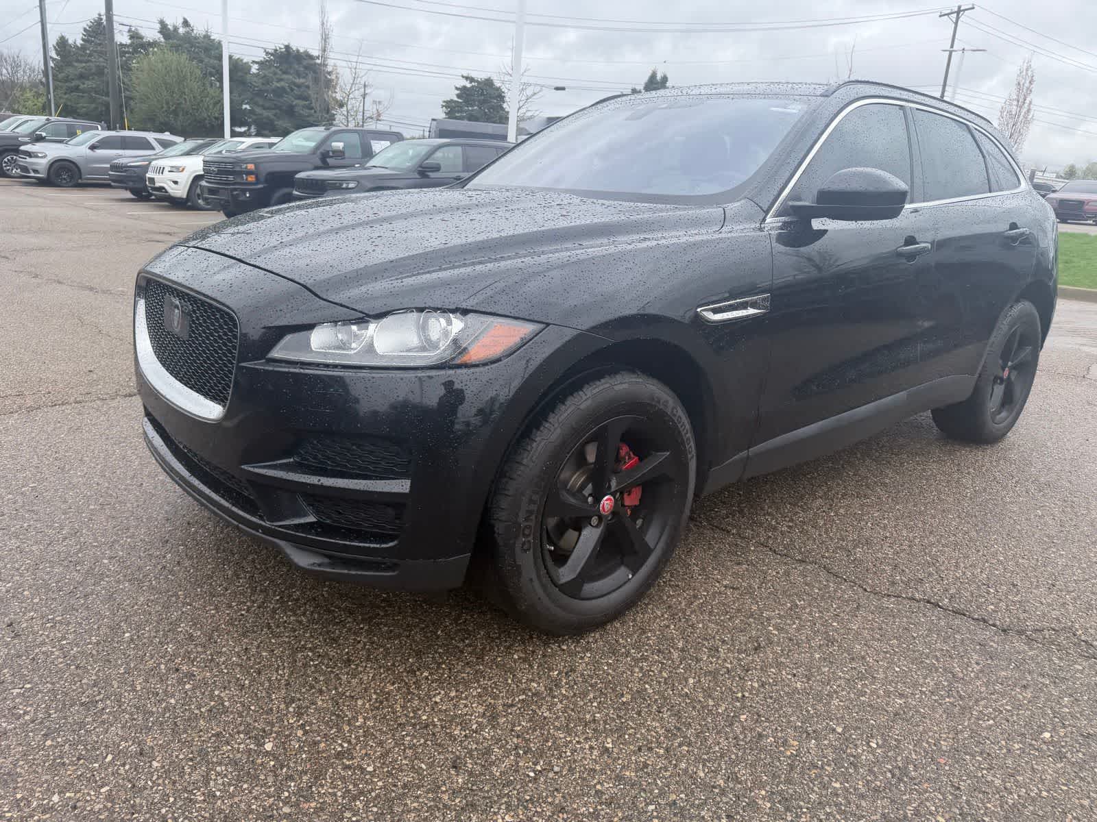 Thumbnail: 2019 Jaguar F-Pace - 4