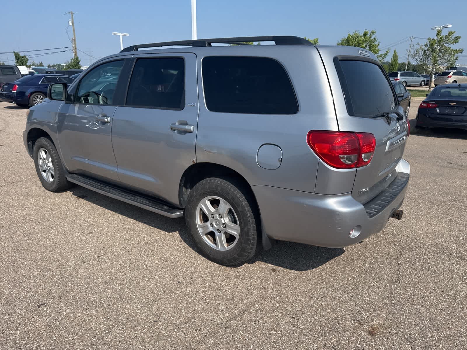 Thumbnail: 2009 Toyota Sequoia - 23