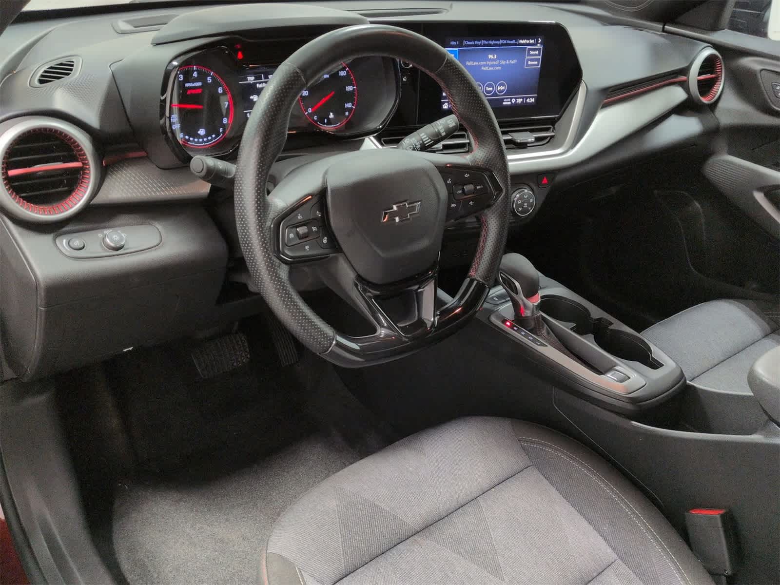 Thumbnail: 2024 Chevrolet Trax - 10