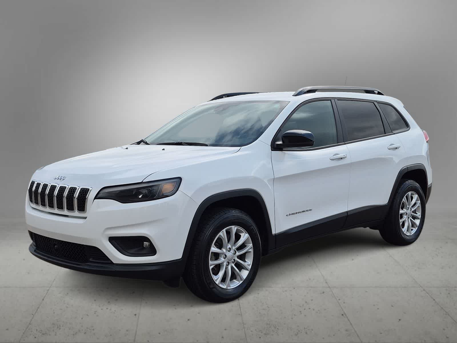 Thumbnail: 2022 Jeep Cherokee - 4