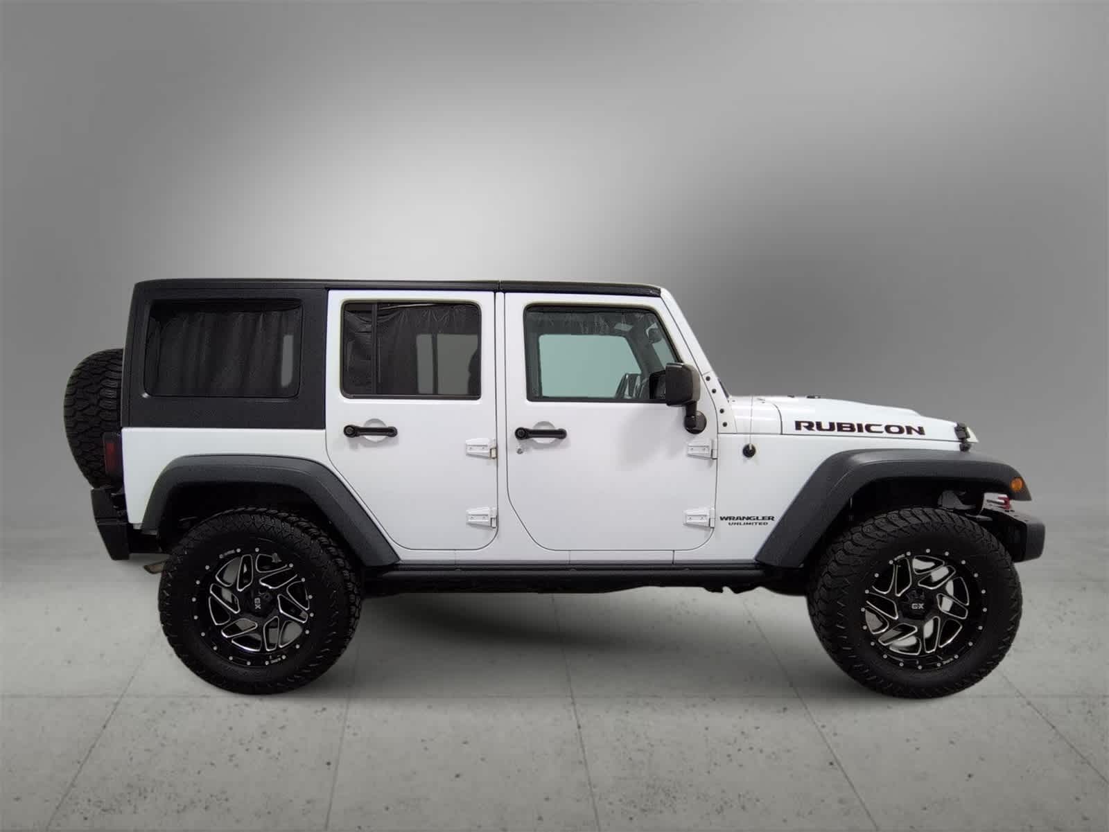 Thumbnail: 2017 Jeep Wrangler - 9