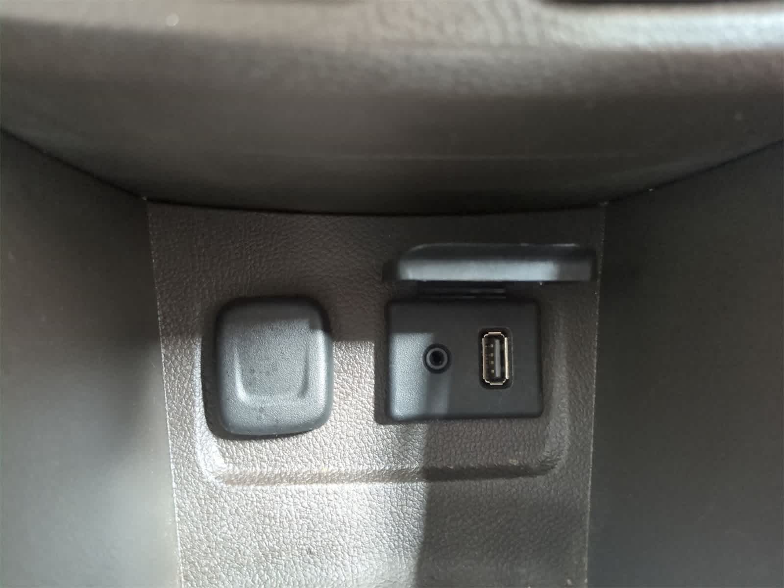 Thumbnail: 2016 Buick Encore - 34