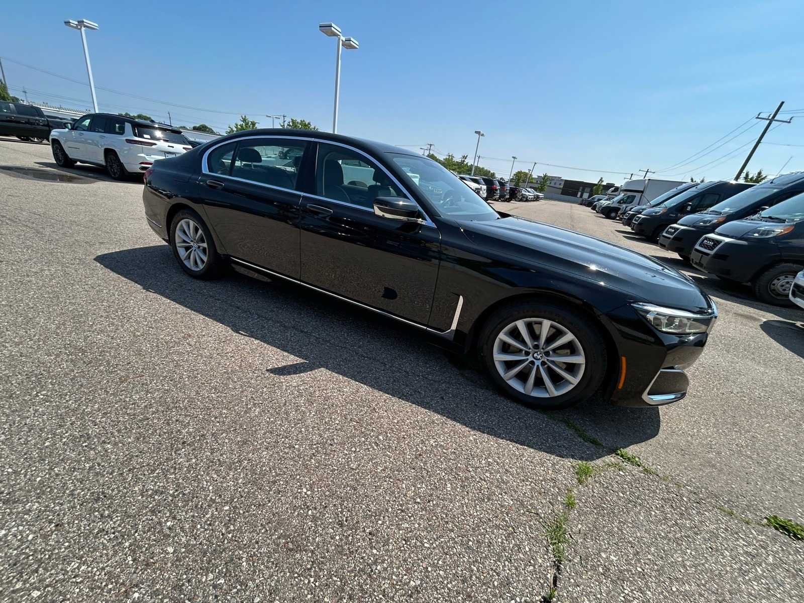 2020 BMW 7 Series 740i xDrive 11