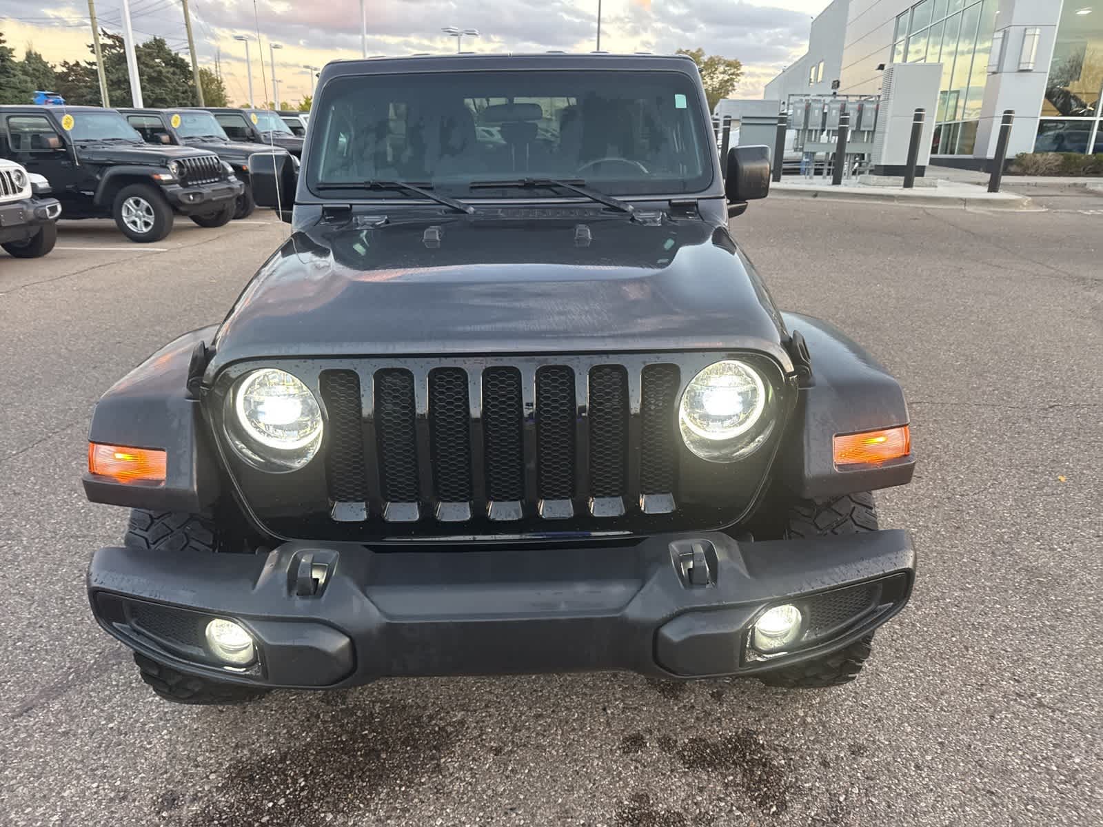 Thumbnail: 2023 Jeep Wrangler - 5