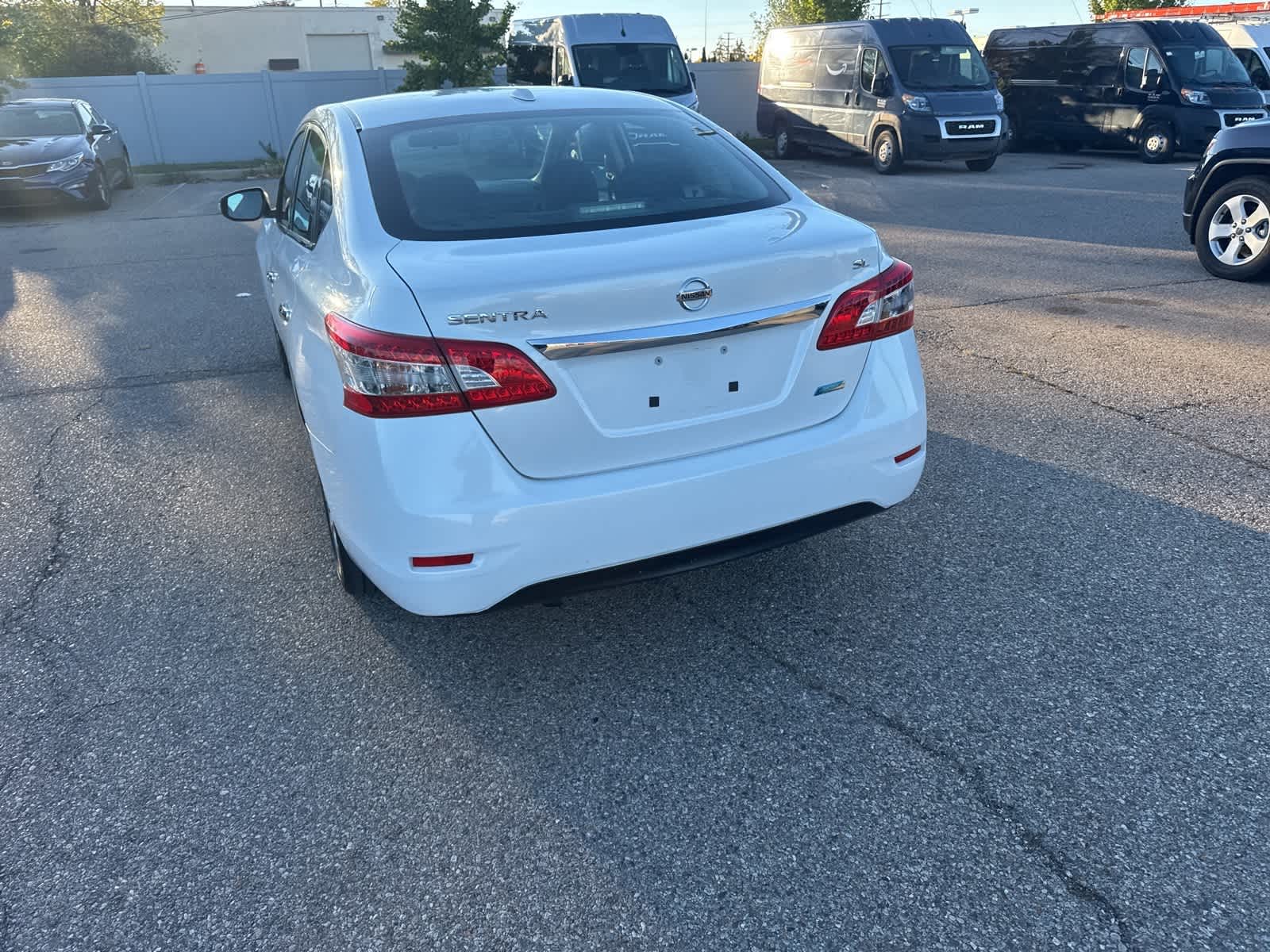 Thumbnail: 2013 Nissan Sentra - 17