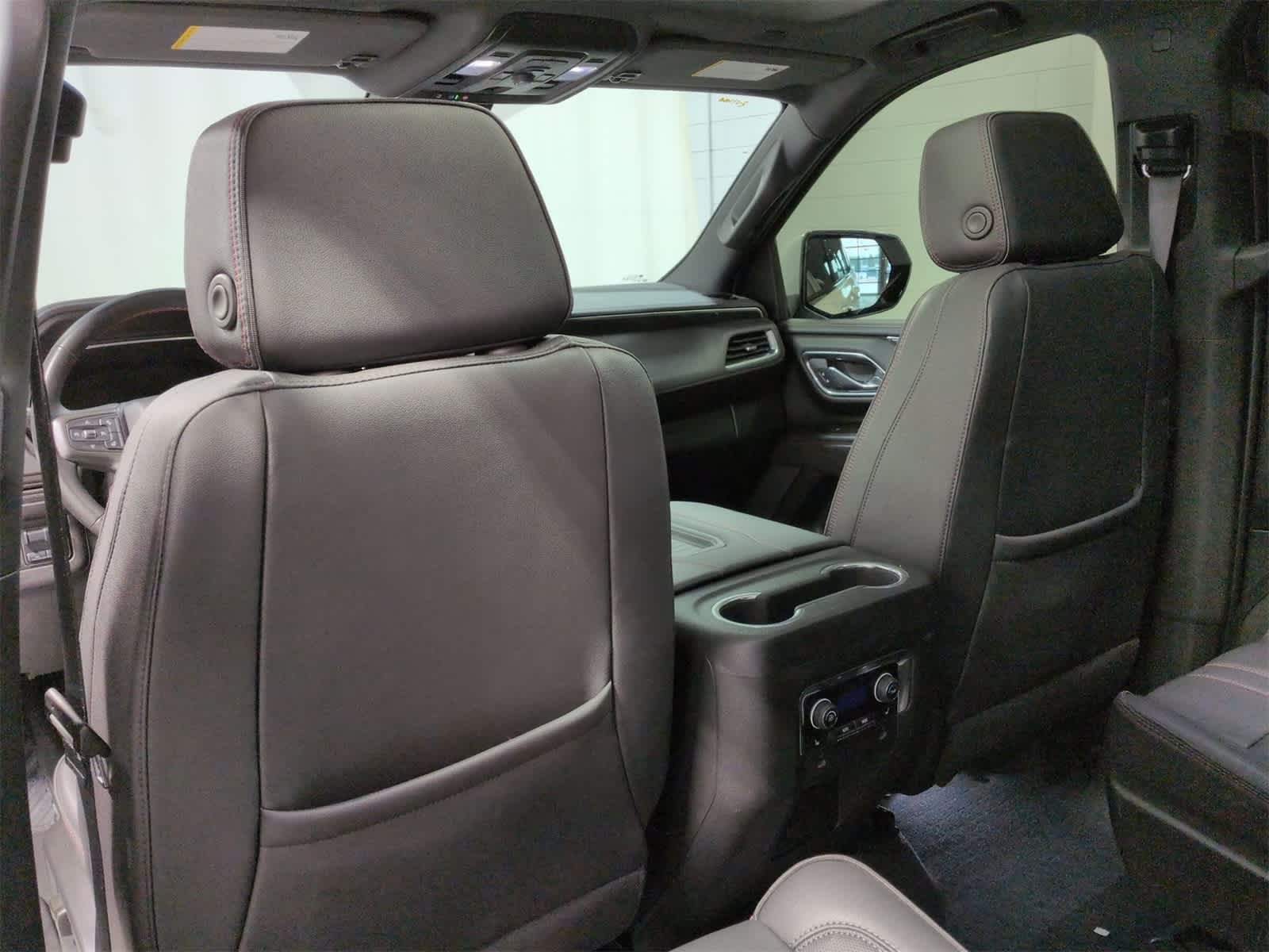 Thumbnail: 2023 Chevrolet Tahoe - 19