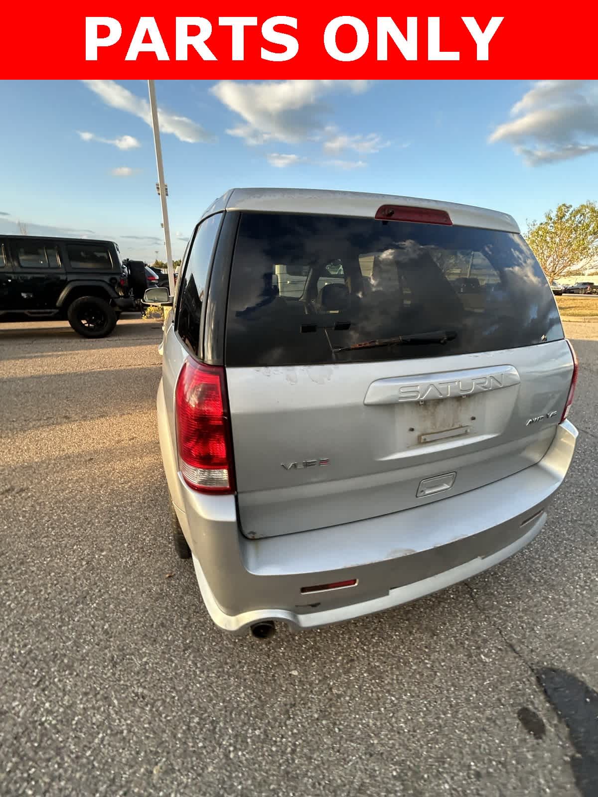 Thumbnail: 2005 Saturn VUE - 18