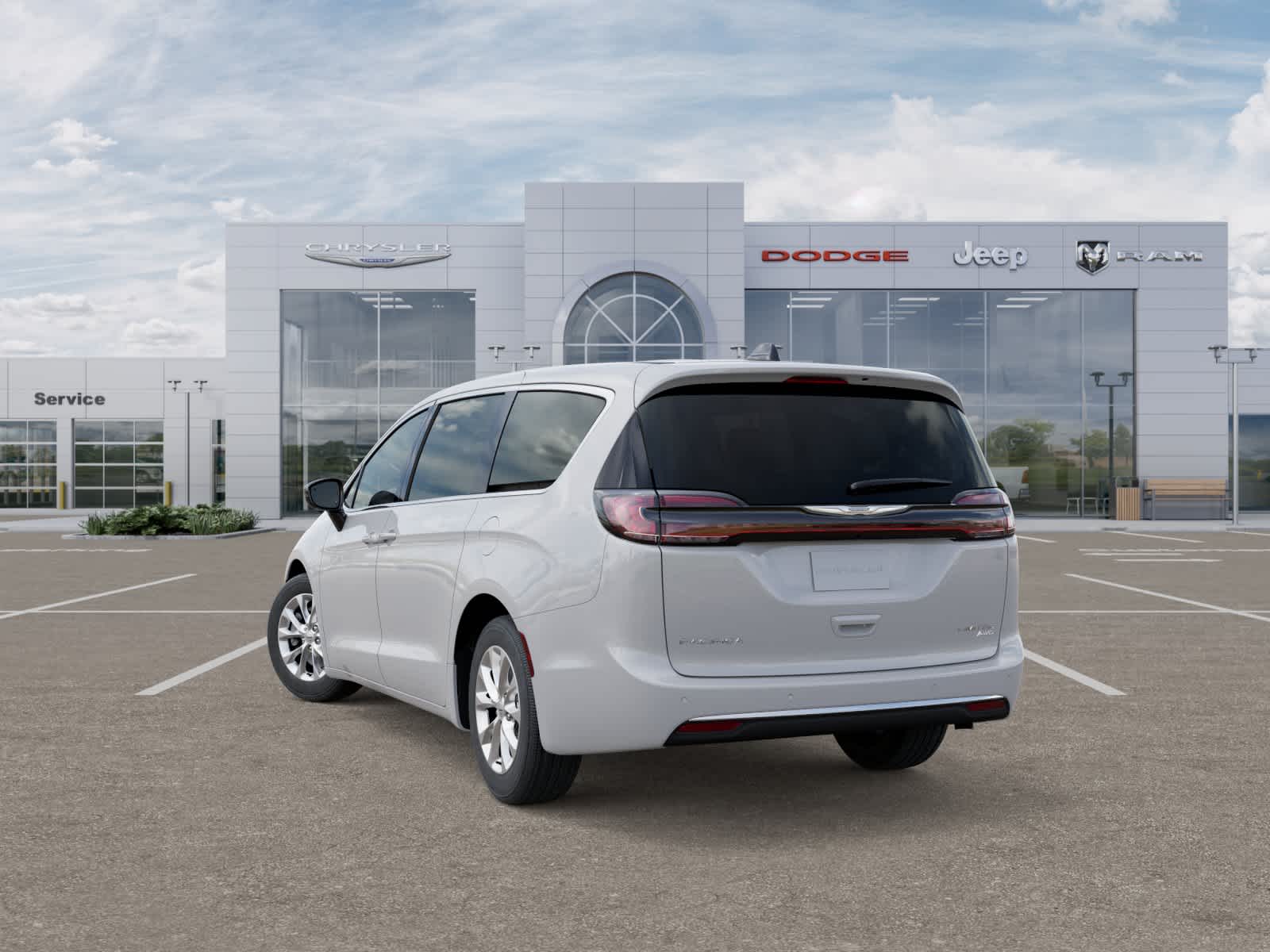 Thumbnail: 2026 Chrysler Pacifica - 3