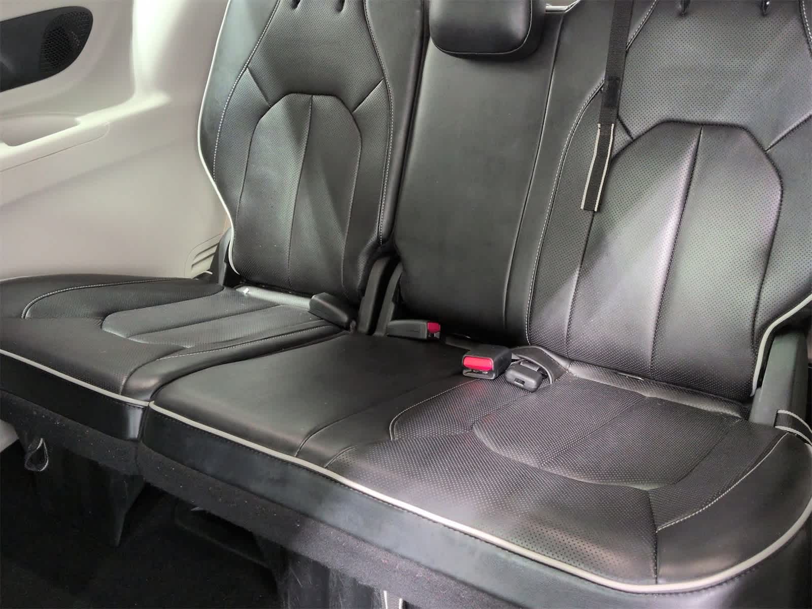 Thumbnail: 2024 Chrysler Pacifica - 39