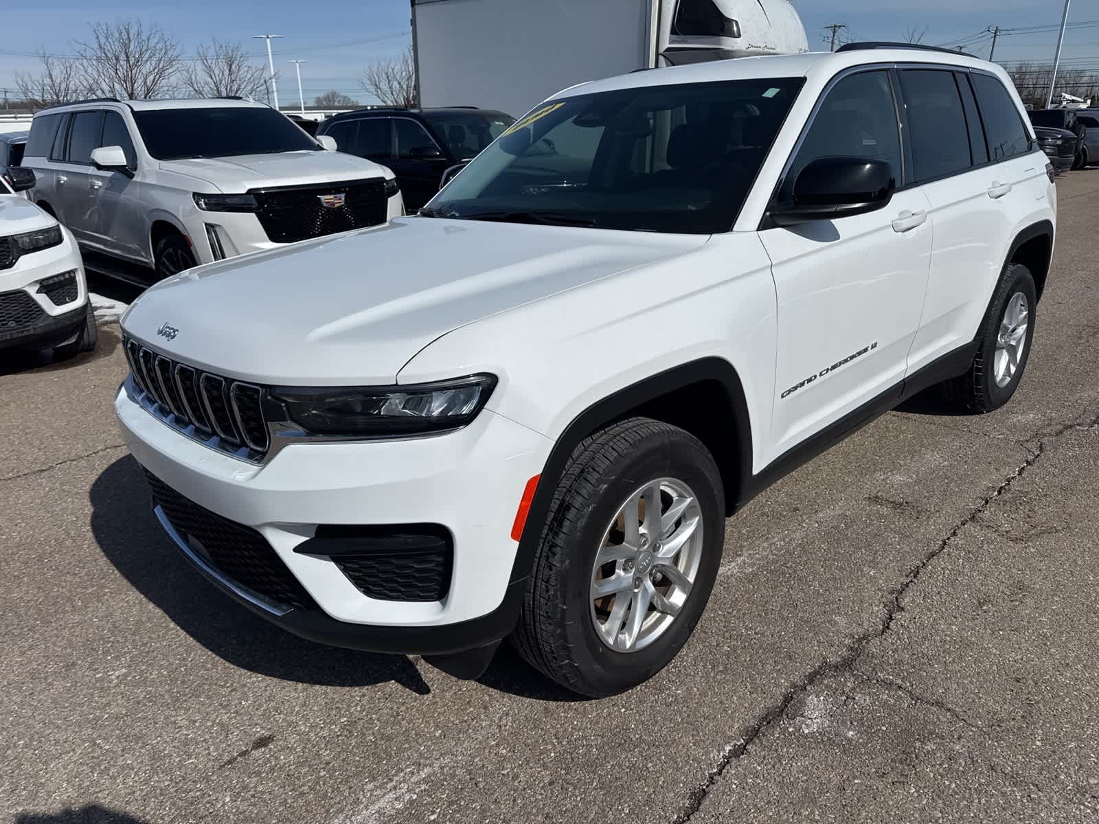 Thumbnail: 2024 Jeep Grand Cherokee - 23