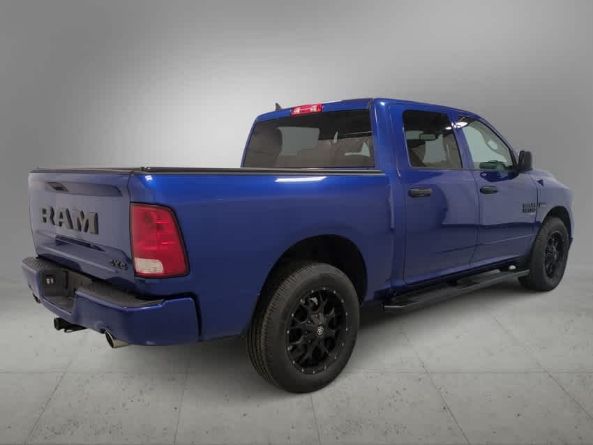 2019 RAM 1500 Classic Express 8