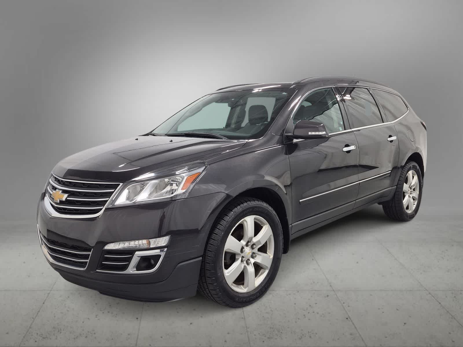 Thumbnail: 2017 Chevrolet Traverse - 4