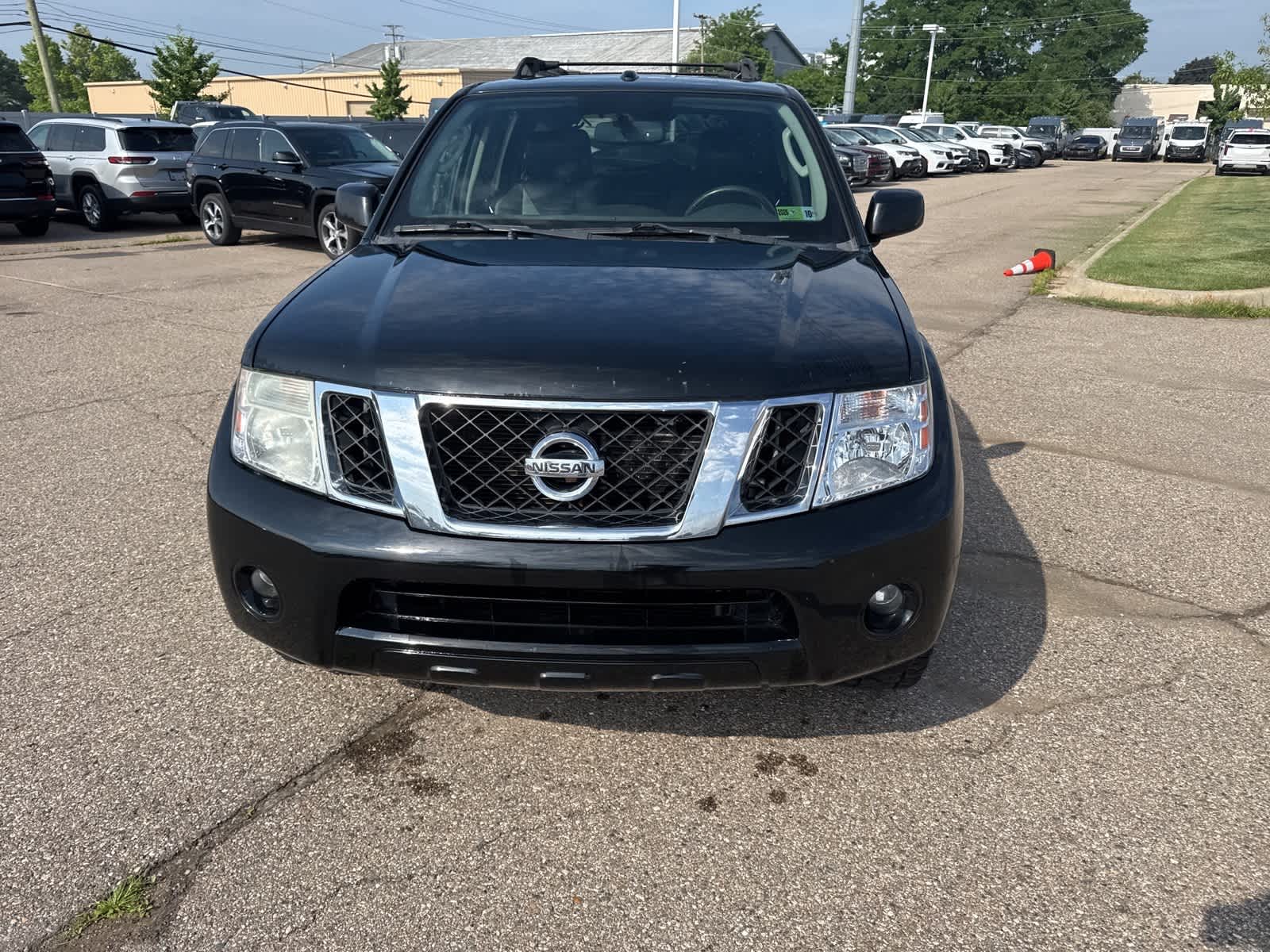 Thumbnail: 2012 Nissan Pathfinder - 5