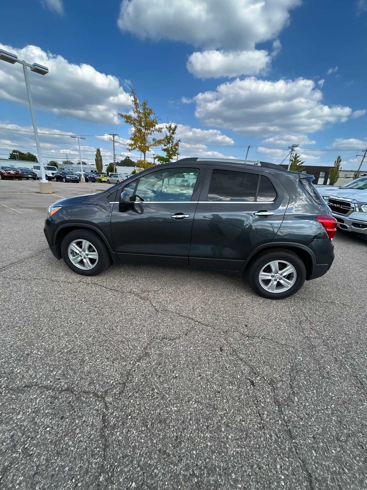 Thumbnail: 2019 Chevrolet Trax - 25