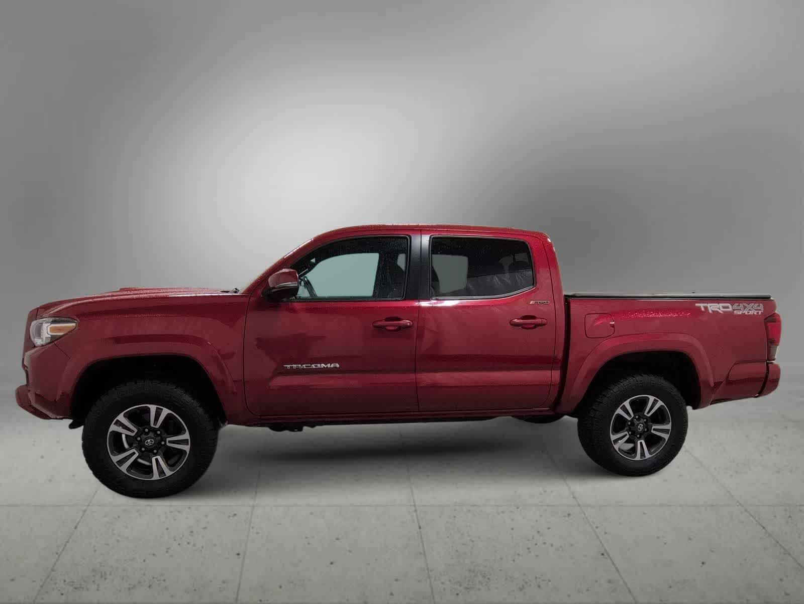 Thumbnail: 2019 Toyota Tacoma - 5