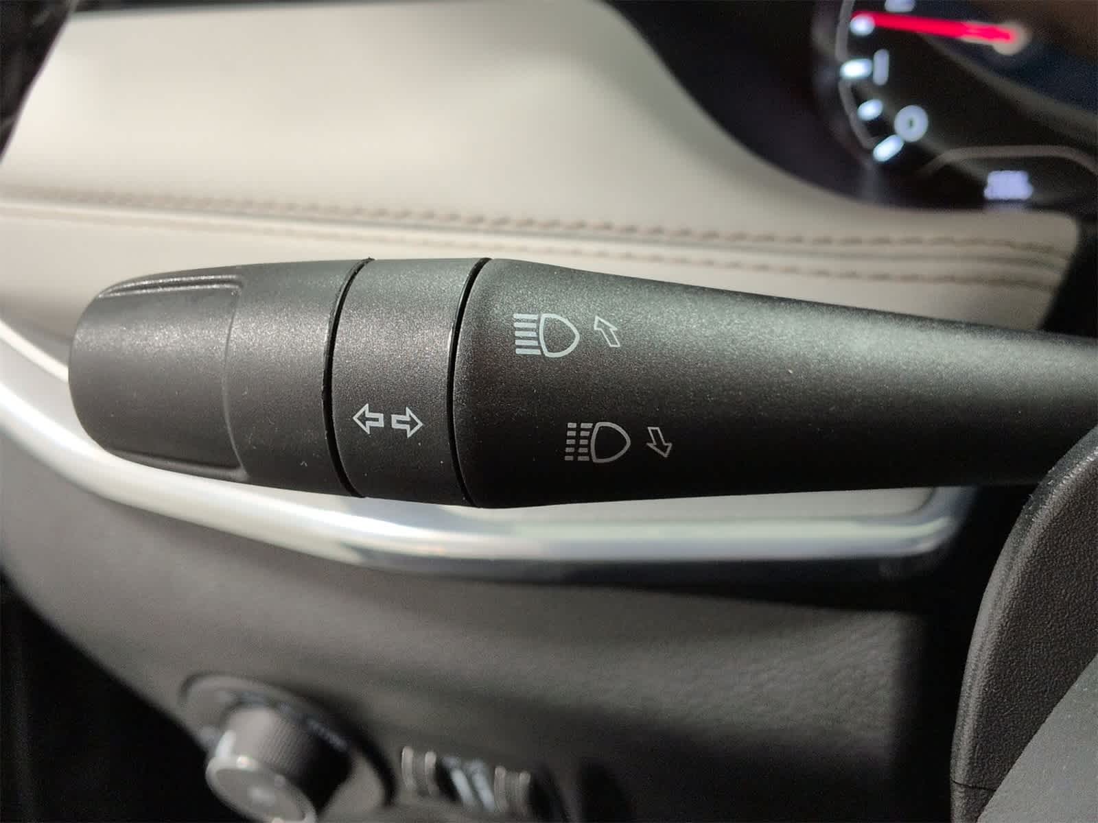 Thumbnail: 2023 Jeep Compass - 27