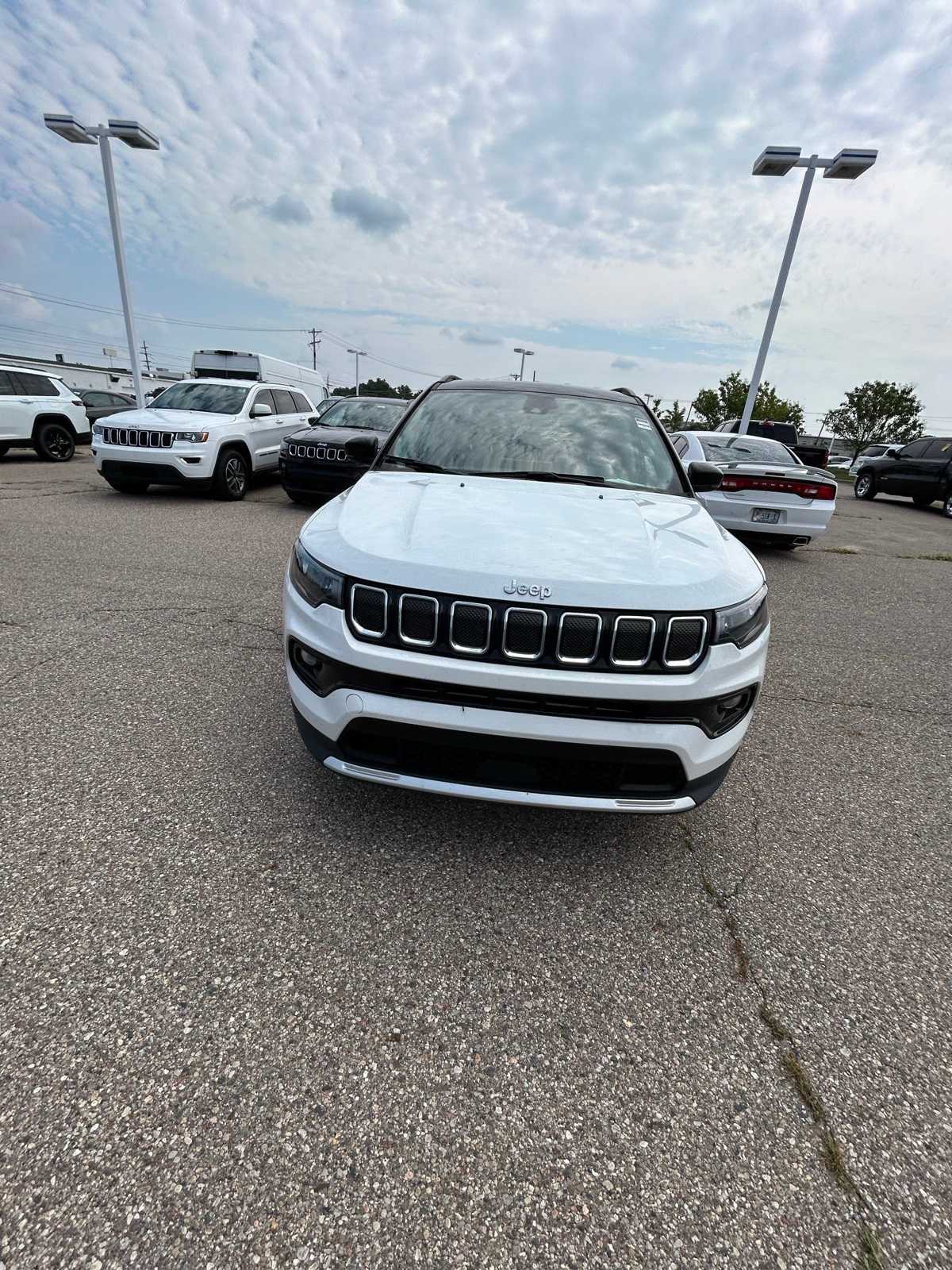 Thumbnail: 2022 Jeep Compass - 5