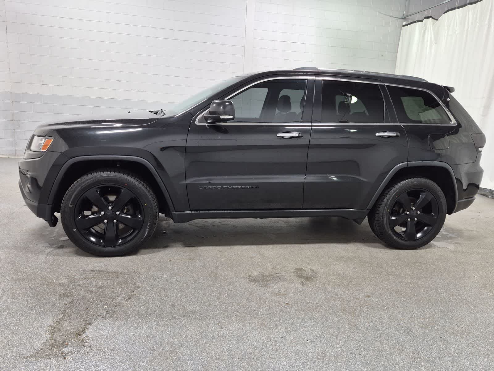 Thumbnail: 2014 Jeep Grand Cherokee - 11