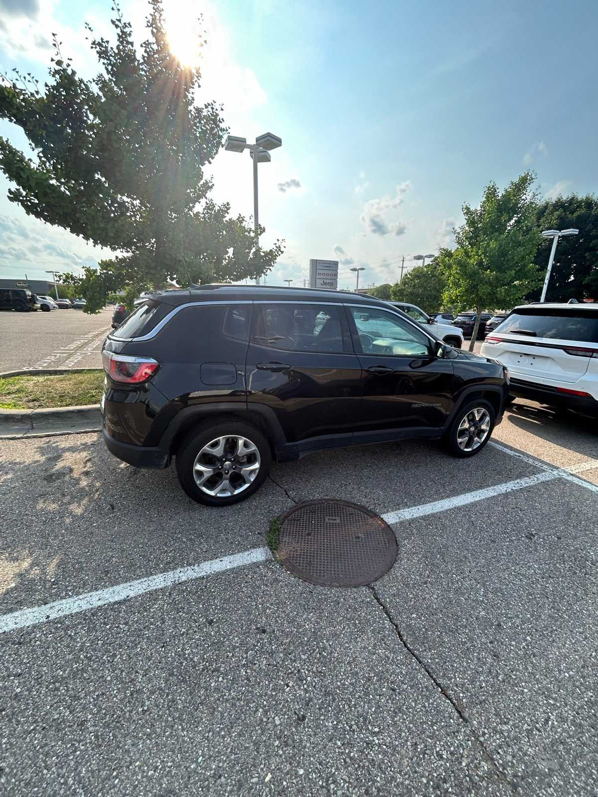 Thumbnail: 2020 Jeep Compass - 12