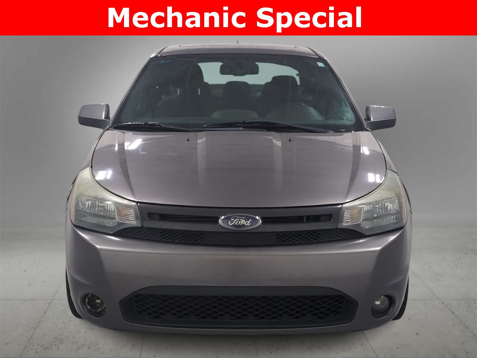 Thumbnail: 2010 Ford Focus - 3