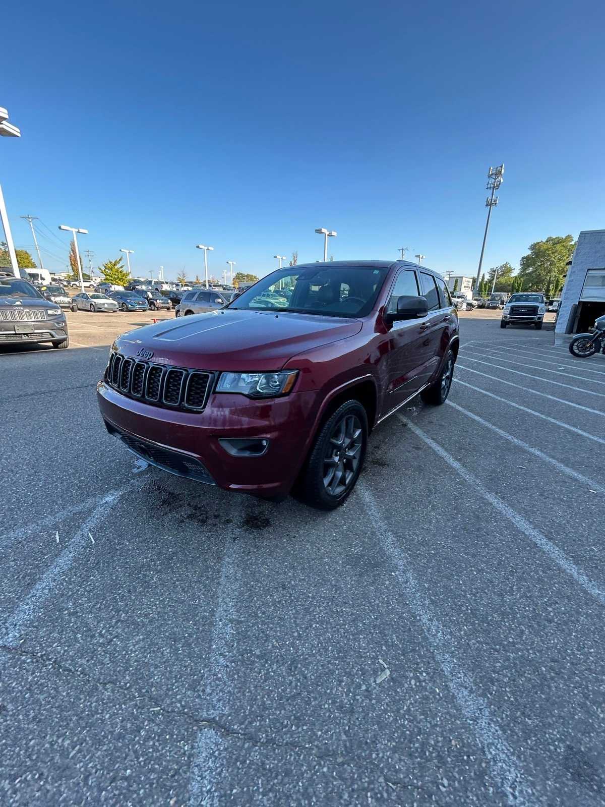 2021 Jeep Grand Cherokee Limited photo 2