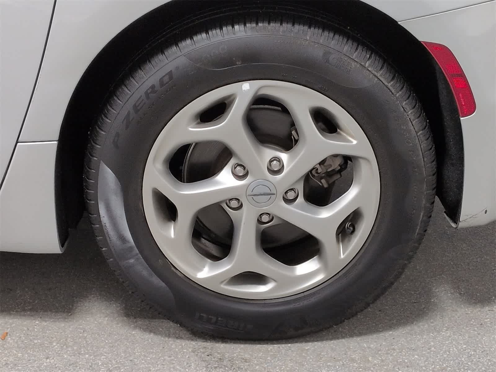 Thumbnail: 2024 Chrysler Pacifica - 14