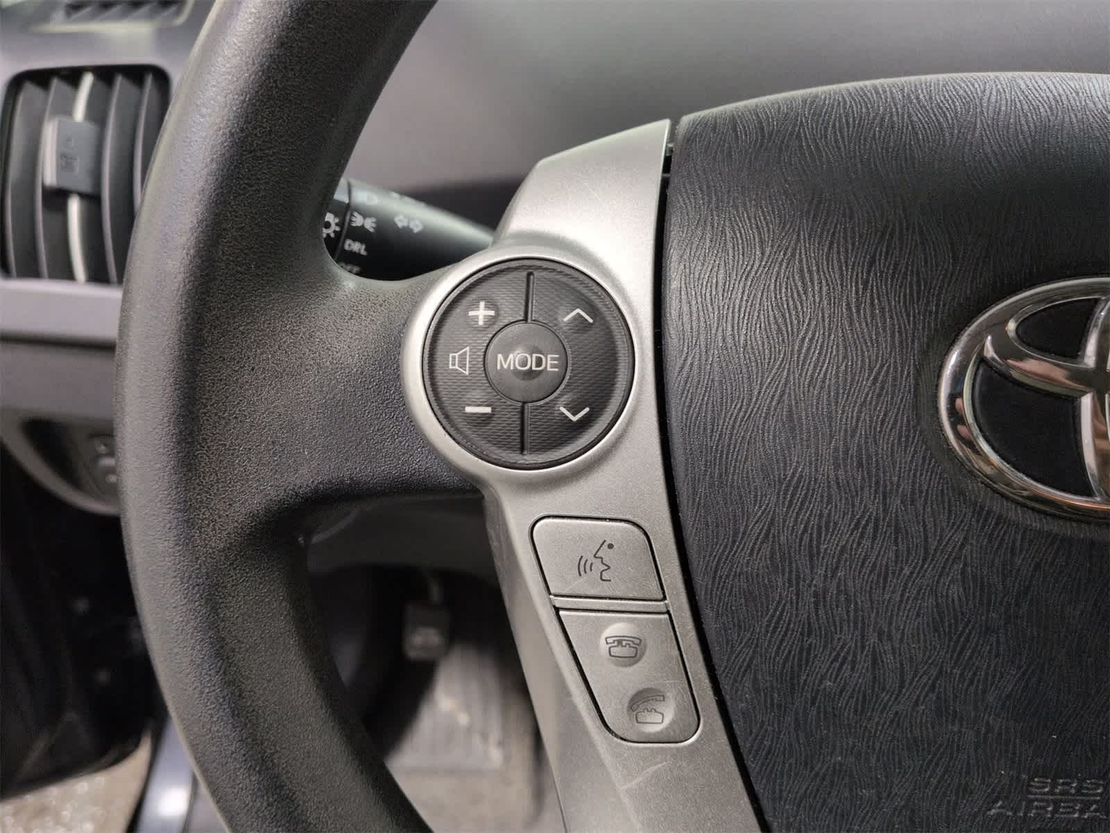 Thumbnail: 2015 Toyota Prius - 24