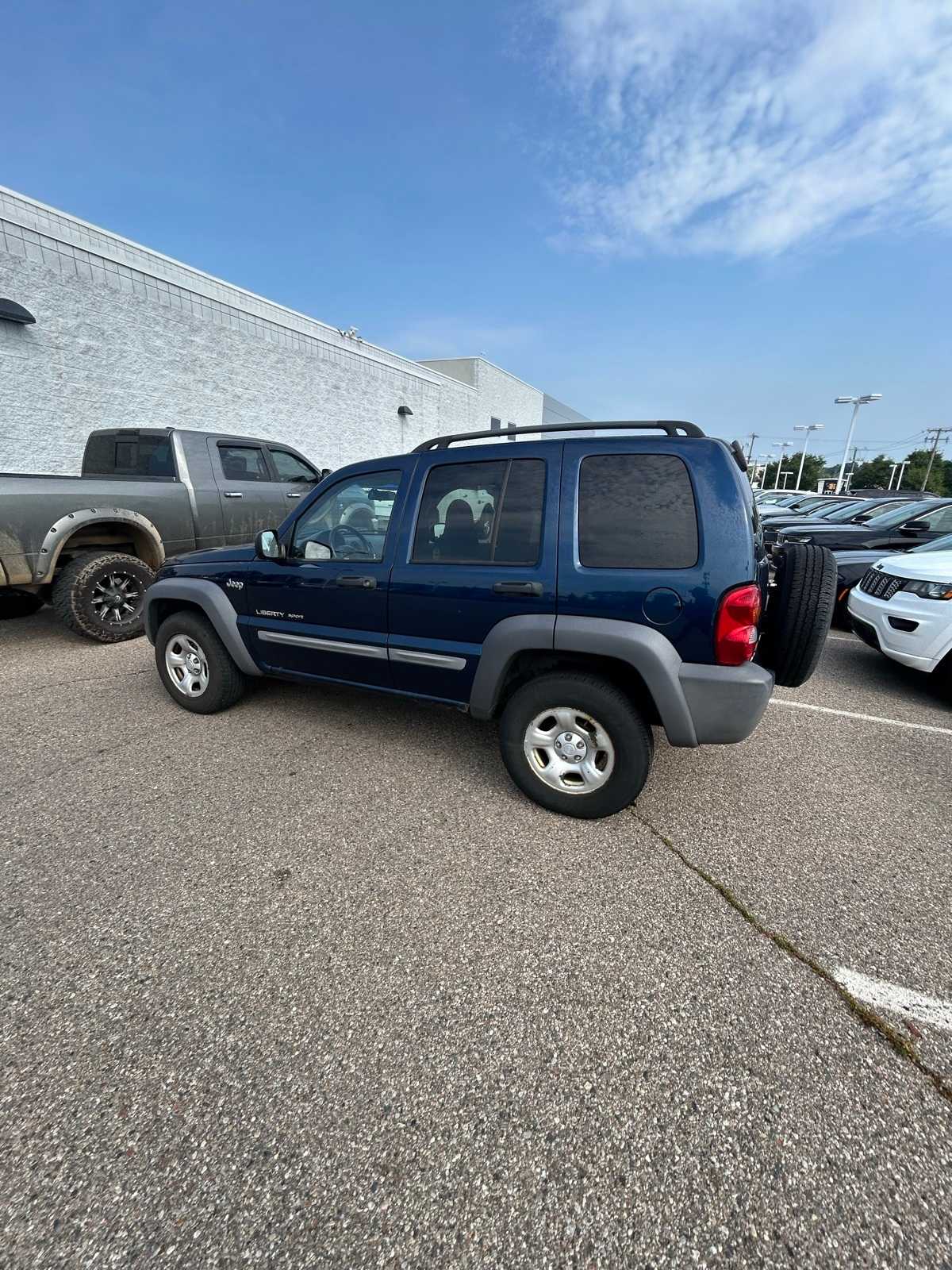 Thumbnail: 2002 Jeep Liberty - 23