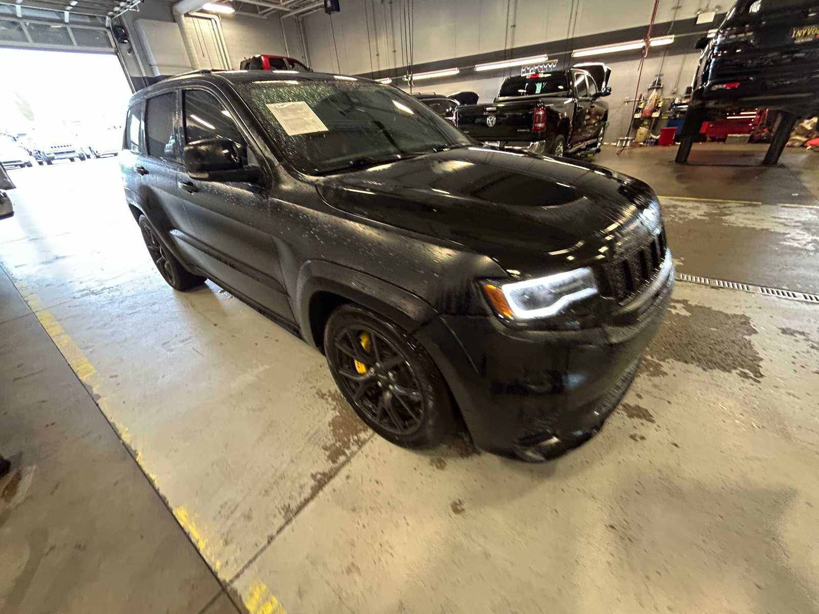 Thumbnail: 2020 Jeep Grand Cherokee - 9