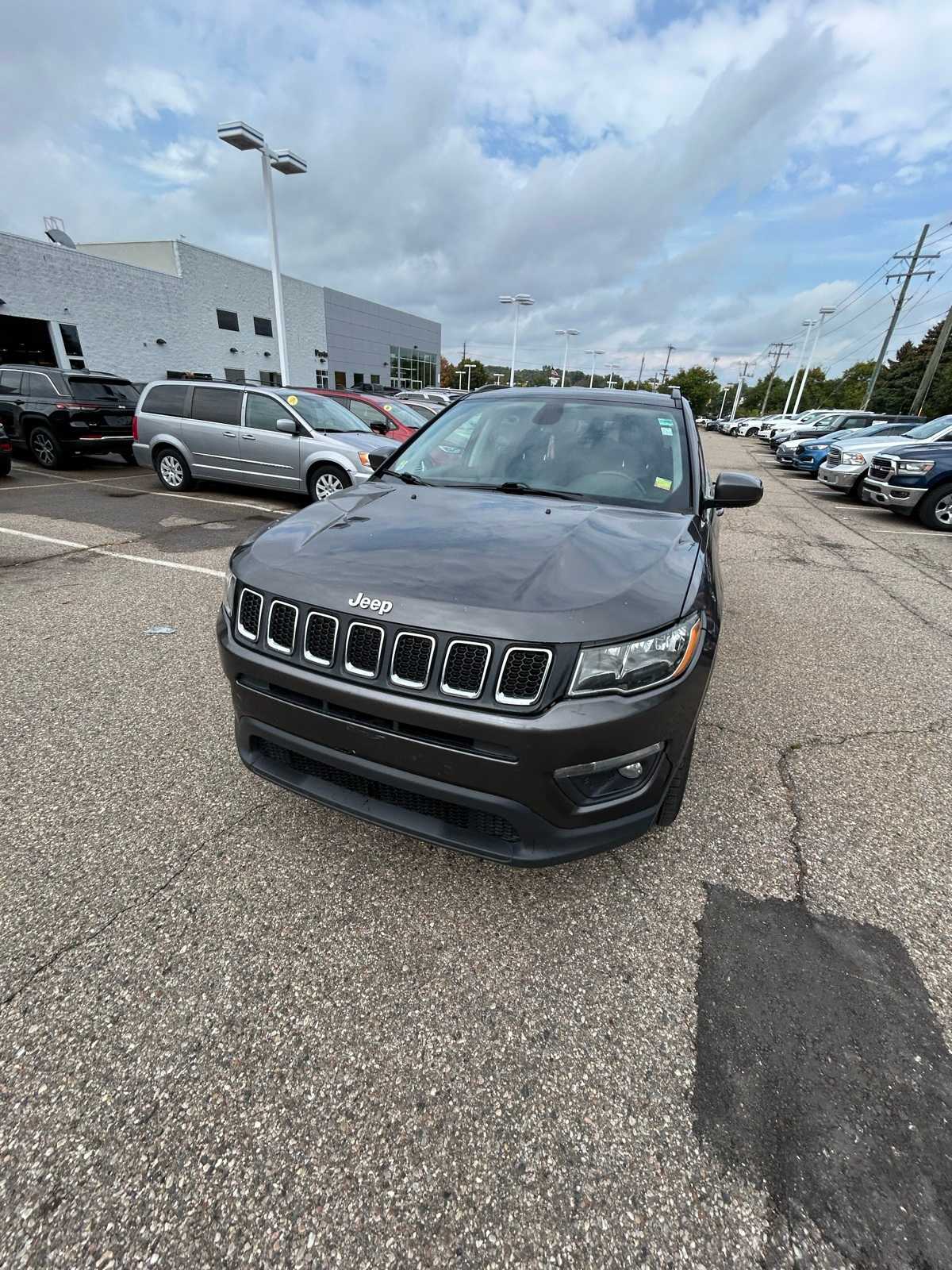 Thumbnail: 2019 Jeep Compass - 2