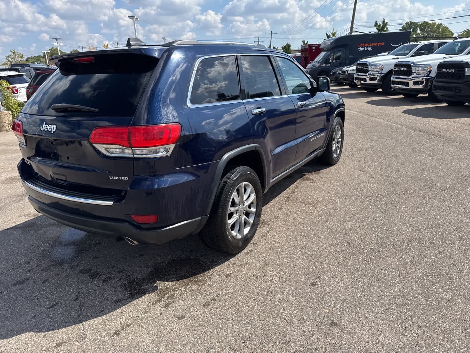 Thumbnail: 2015 Jeep Grand Cherokee - 16