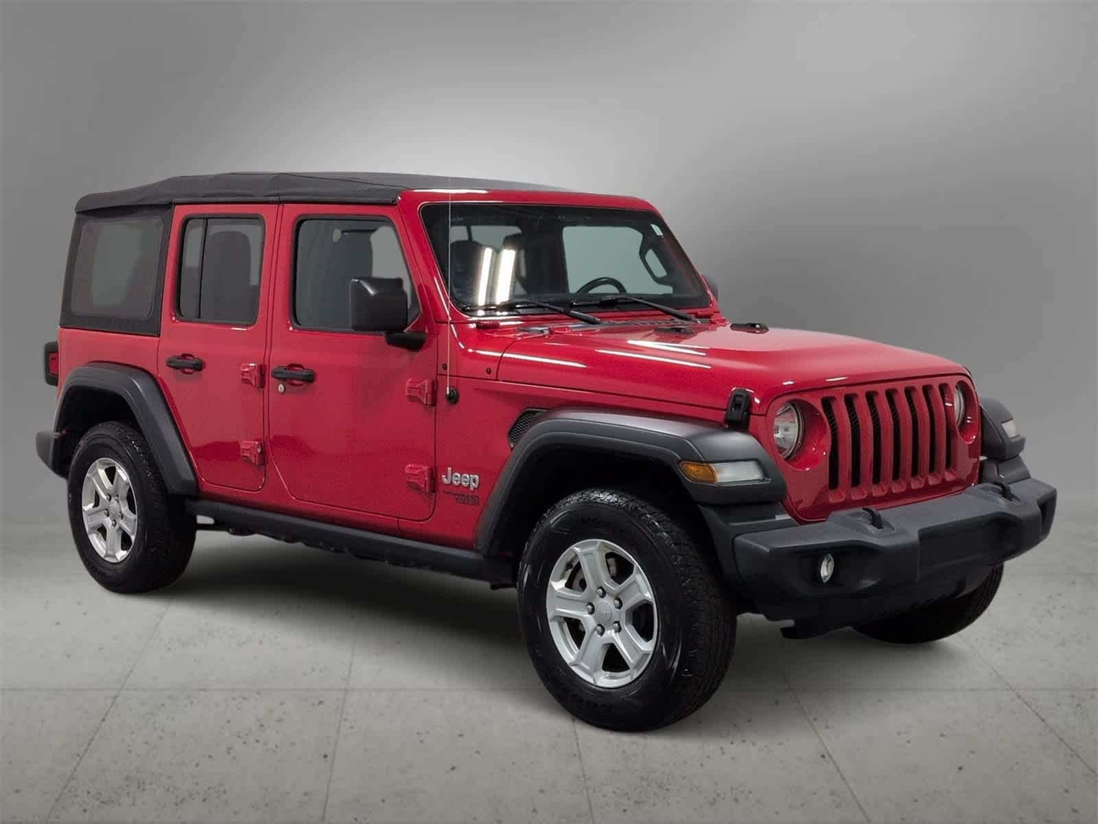 2018 Jeep Wrangler Unlimited Sport S photo 2