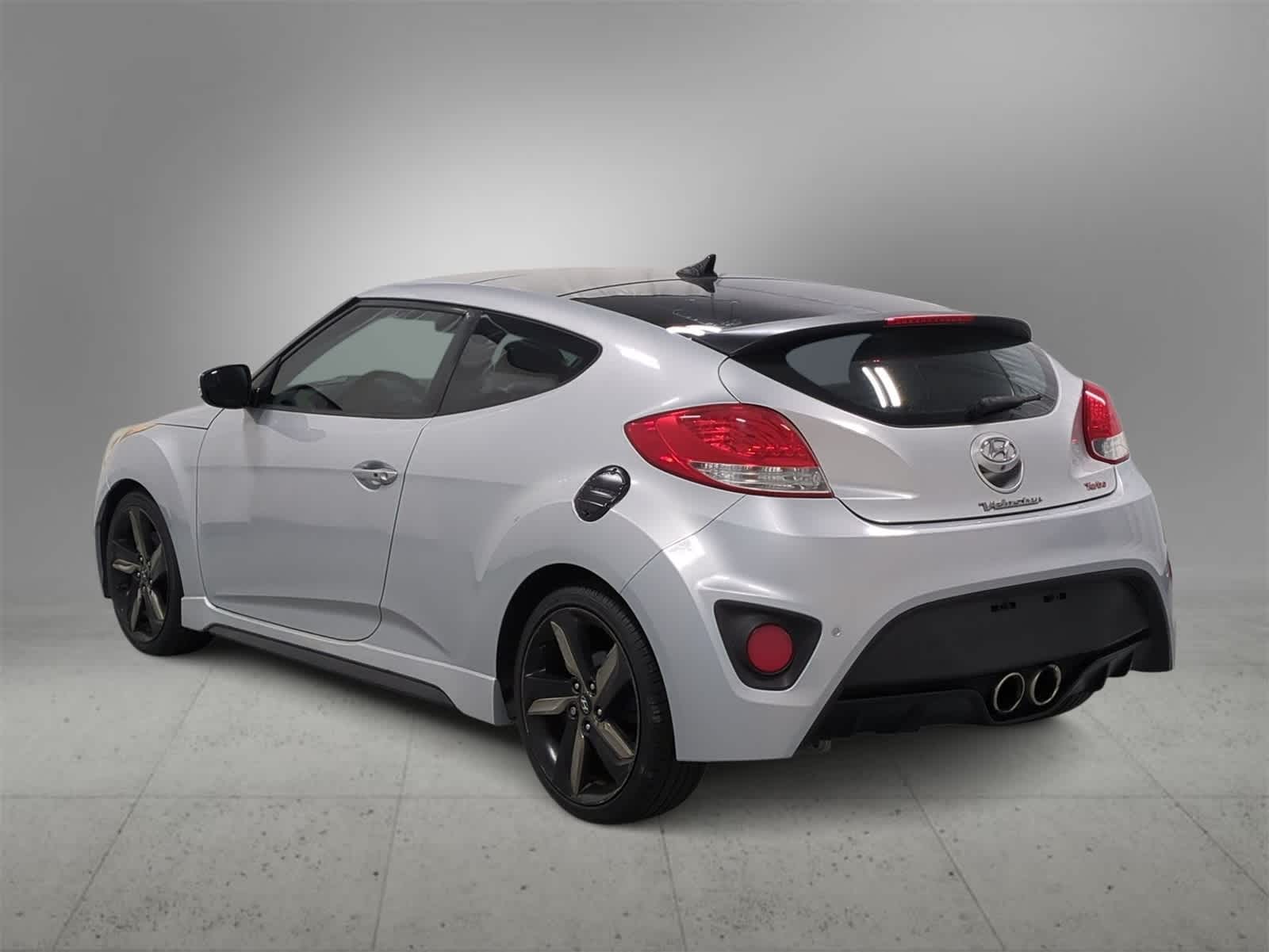 Thumbnail: 2015 Hyundai Veloster - 6
